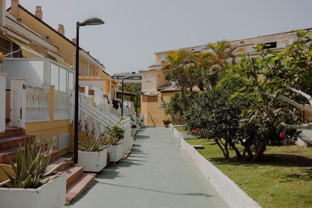 Апартаменты Adosado En Costa Adeje Плая-де-лас-Америкас Экстерьер фото
